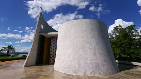 La-Capilla-Del-Palacio-Alvorada,-Perteneciente-A-La-Casa-Oficial-Del-Presidente-De-Brasil