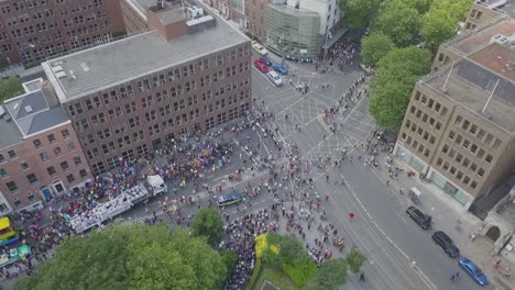 Mit-Blick-Auf-Das-Stephen&#39;s-Green-Der-Gay-Pride-Dublin