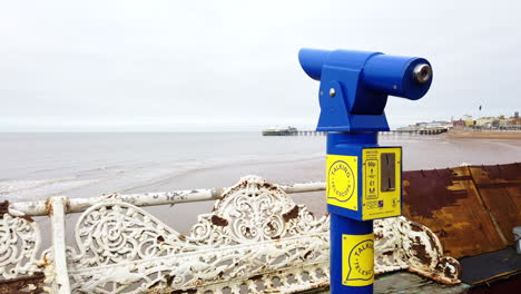 A-talking-telescope-overlooking-the-seafront-at-Blackpool