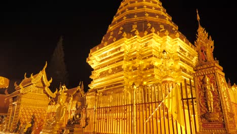 Doi-Suthep-temple-nighttime-view