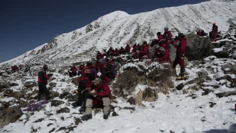 Montañeros-Del-Himalaya-En-El-Pico-Del-Himalaya