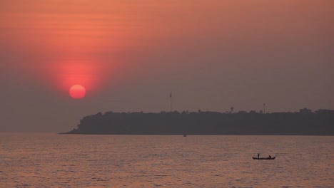 Beautiful-mid-shot-of-sunset-from-marine-drive-Mumbai-city-stock-video-in-Full-hd