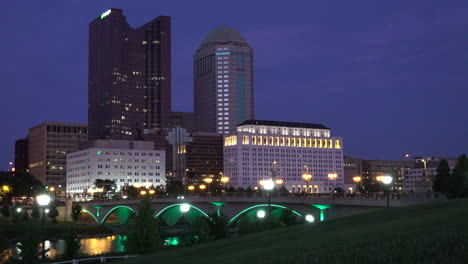 Columbus,-Ohio---August-3,-2019:-The-nighttime-skyline-of-Columbus,-Ohio-on-August-3,-2019