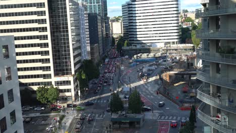 4K-stock-footage-of-Seattle's-downtown-street-scene