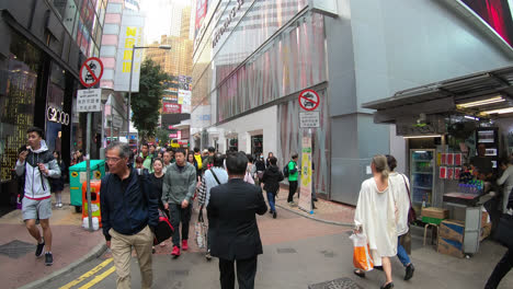 Hong-Kong-China,-circa-:-timelapse-walking-or-moving-around-causeway-bay-area-in-Hong-Kong-city