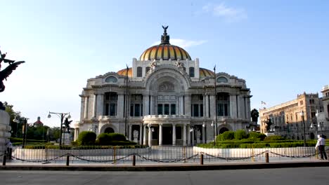 Palace-of-Fine-Arts,-a-famous-theater,-museum-and-music-venue-in-Mexico-City-closed-during-coronavirus-outbreak
