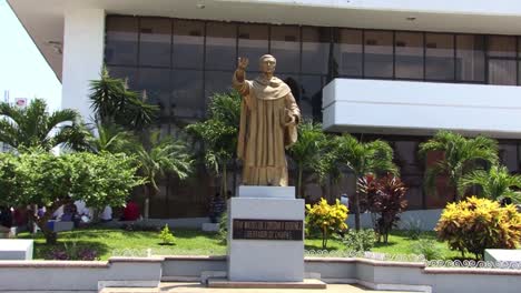 Statue-Auf-Dem-Hauptplatz-Der-Stadt-Tapachula-In-Chiapas,-Mexiko