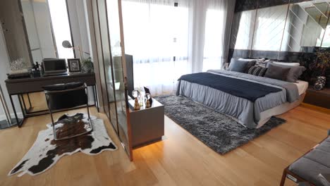 Stylish-and-Elegance-Master-Bedroom-Decoration-Idea