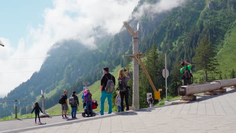 People-walk-around-middle-station-Fränkmüntegg-at-Mount-Pilatus,-Lucerne