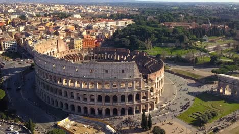 Heranzoomen-Auf-Das-Kolosseum-Rom,-Italien