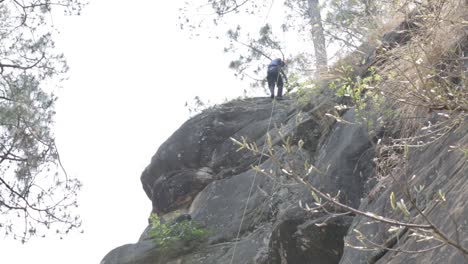 Felsklettern-Ist-Ein-Spannender-Extremsport,-Der-Sowohl-Den-Geist-Als-Auch-Den-Körper-Herausfordert
