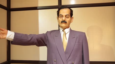 Mussoorie-has-opened-a-wax-museum-that-displays-lifelike-wax-figures-of-famous-personalities-of-India-and-abroad