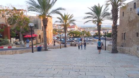 Escalera-Que-Conduce-A-La-Iglesia-De-San-Pedro-En-Jaffa,-Tel-Aviv,-Israel