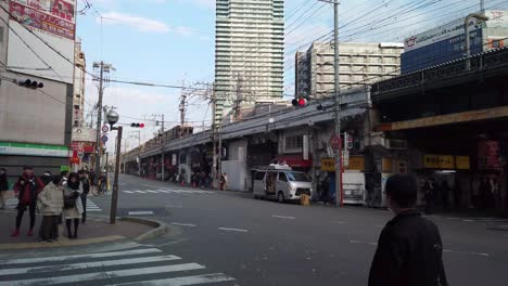 Static-shot-of-urban-environment-in-large-Japanese-city