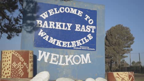 Bienvenido-A-La-Señal-De-Entrada-De-Barkly-East-Town