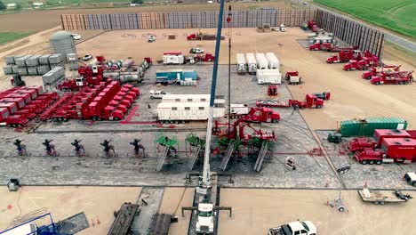 Toma-De-Diapositivas-De-Drones-De-La-Plataforma-De-Fracking