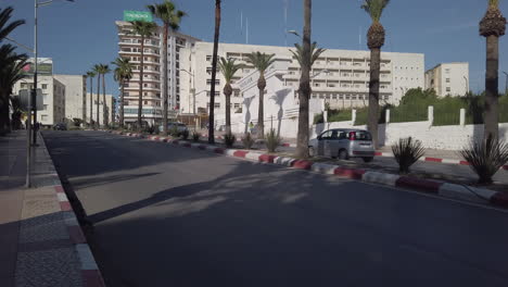 Car-and-bus-traffic-on-Moulay-Ismail-Avenue-of-Meknes-connecting-the-new-and-old-mediana-part-of-the-city