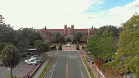 Toma-Aérea-Del-Edificio-Westcott-En-Fsu-En-Tallahassee,-Florida-Usa