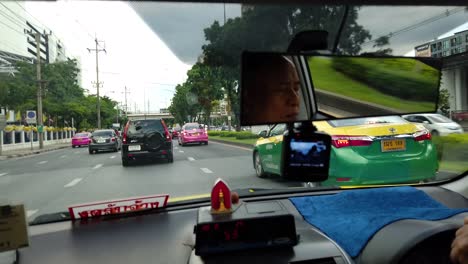 Taxifahren-In-Bangkok-Während-Der-Hauptverkehrszeit-Kann-Eine-Schreckliche-Erfahrung-Sein