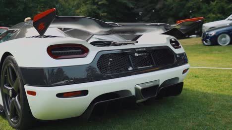 Moving-Shot-Revealing-the-Rear-Fascia-of-a-Koenigsegg-Agera-RS
