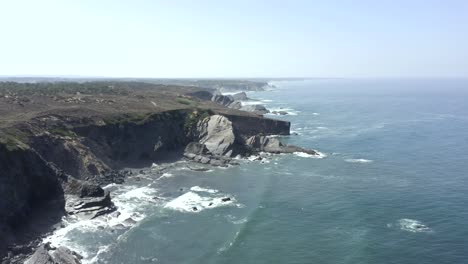 relaxing-footage-from-the-cliffs-at-Zambujeira,-Portugal