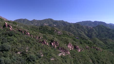Panorama-View-from-Great-wall-to-surrounding-mountains,-China