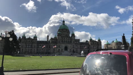 Hyper-lapse-of-Victoria-parliament-on-sunny-day,-variation