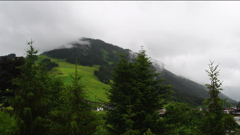 Time-Lapse-of-a-mountain-with-moving-clouds-in-Saalbach-Hinterglemm-Austria