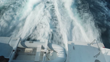 View-from-stern-of-high-speed-ferry-of-a-turbulent-water-trail