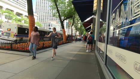 Chicago,-Michigan-Avenue,-street-view,-United-States,-Usa,-People-passing,-walking-on-sidewalk