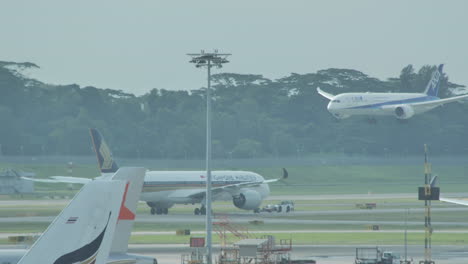 Singapore-Airways-A350-Preparándose-Para-Despegar