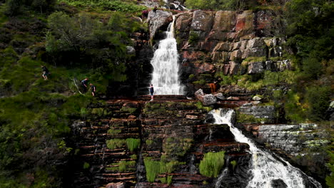 Wasserfall-Im-Snowdonia-Nationalpark-Nordwales