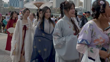 Traditional-Clothes-walking-parade-during-Buddha-festival-2018