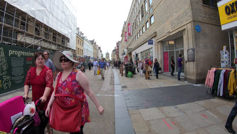 Oxford,-Inglaterra,-Circa:-Calle-Comercial-Timelapse-En-La-Ciudad-De-Oxford-En-El-Reino-Unido