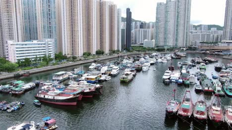 Hong-Kong-marina-and-Typhoon-shelter-small-boats-on-a-clear-Summer-day,-Aerial-view