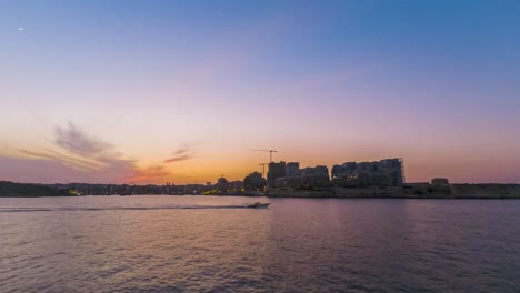 Malta-Sonnenuntergang-Zeitraffer-Von-Sliema-Aus-Valletta-–-Weitwinkel