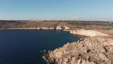 Luftdrohnenvideo-Aus-Malta,-Mellieha-Und-Umgebung