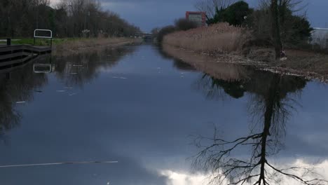 Grand-canal-on-cloudy-day,-Dublin-Ireland