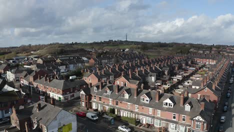 Aerial-footage-of-Oldfield-Street-in-one-of-Stoke-on-Trents-poorer-areas,-Terrace-housing,-poverty-and-urban-decline,-immigration-housing