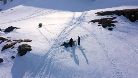 Luftaufnahme-Der-Verschneiten-Berglandschaft
