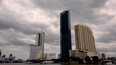 Chaophraya-River-is-filled-with-history-and-culture