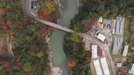 Eigenji-River-Top-Down-Aerial-following-river-in-Autumn-colors