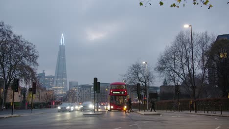 View-of-the-Shard-from-a-busy-junction-at-night