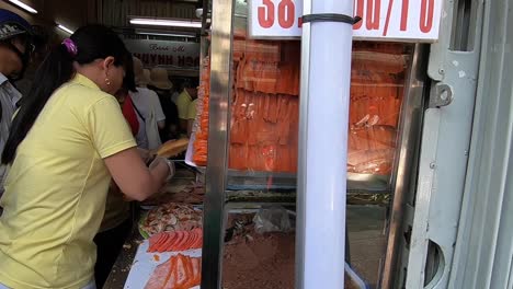 Food-Vendor-of-Bahn-Mi-Store-in-Ho-Chi-Minh-City,-Vietnam