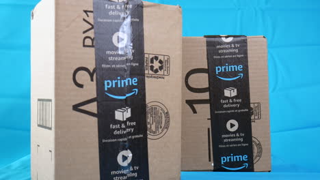 Paquetes-De-Amazon-Prime,-Paquetes,-Negocios-En-Línea,-Compras,-Comercio,-Comercial,-Caja-Postal,-Entrega,-Compra,-Cartón,-Trato-En-Línea,-Venta-Al-Por-Menor,-Comercio-Electrónico,-Márketing