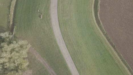 Eine-Der-Straßen-Am-Empelsedijk,-Niederlande