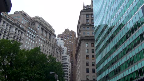 The-intersection-of-Wall-Street-and-Broad-Street-including-landmark-buildings-of-the-New-York-Stock-Exchange