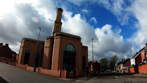 Timelapse,-time-lapse-view-of-Gilani-Noor-Mosque-in-Longton,-Stoke-on-Trent,-Staffordshire,-the-new-Mosque-being-built-for-the-growing-muslim-community-to-worship-and-congregate