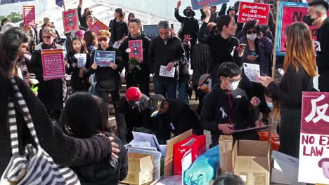 2019-16-De-Junio-Proyecto-De-Ley-Contra-La-Extradición-De-Hong-Kong-Protesta-Por-El-Apoyo-De-La-Gente-De-Hong-Kong-Que-Vive-En-Auckland,-Nueva-Zelanda-En-Aotea-Square