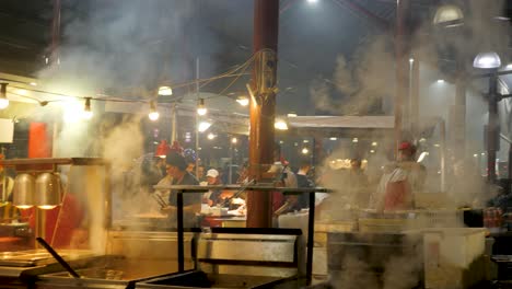 Queen-Victoria-market-nighttime-during-winter